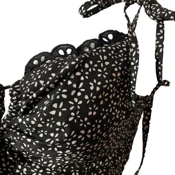 Princess Polly Romper Short SIZE 2 - Picture 5 of 7